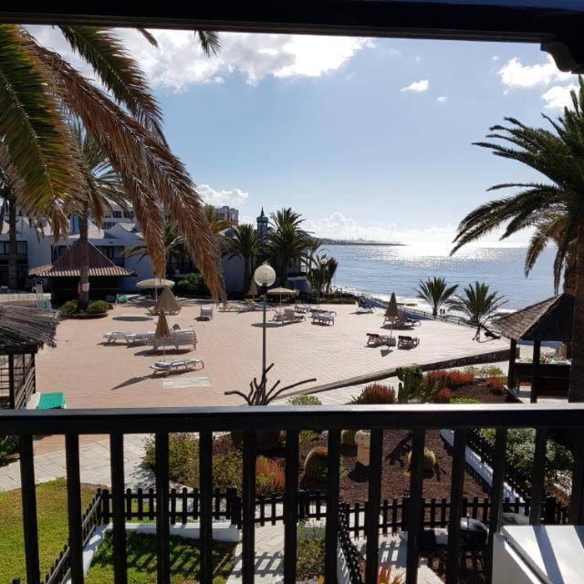 Lidia & Paco Home Two Bedrooms Beachfront Плайя-дель-Агила Экстерьер фото