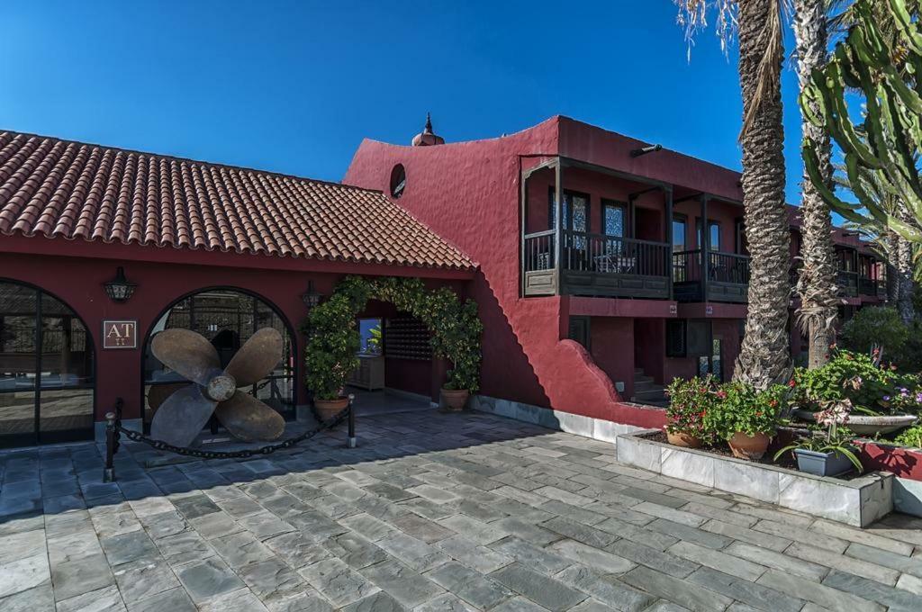 Lidia & Paco Home Two Bedrooms Beachfront Плайя-дель-Агила Экстерьер фото